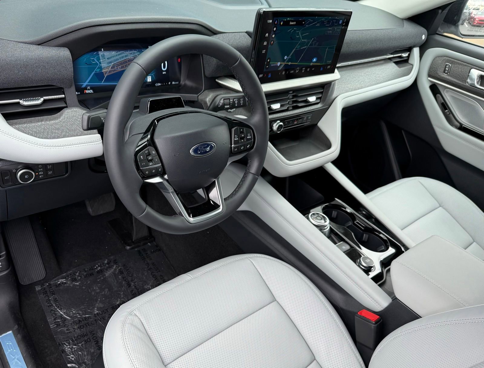 New 2026 Ford Explorer Platinum image 14