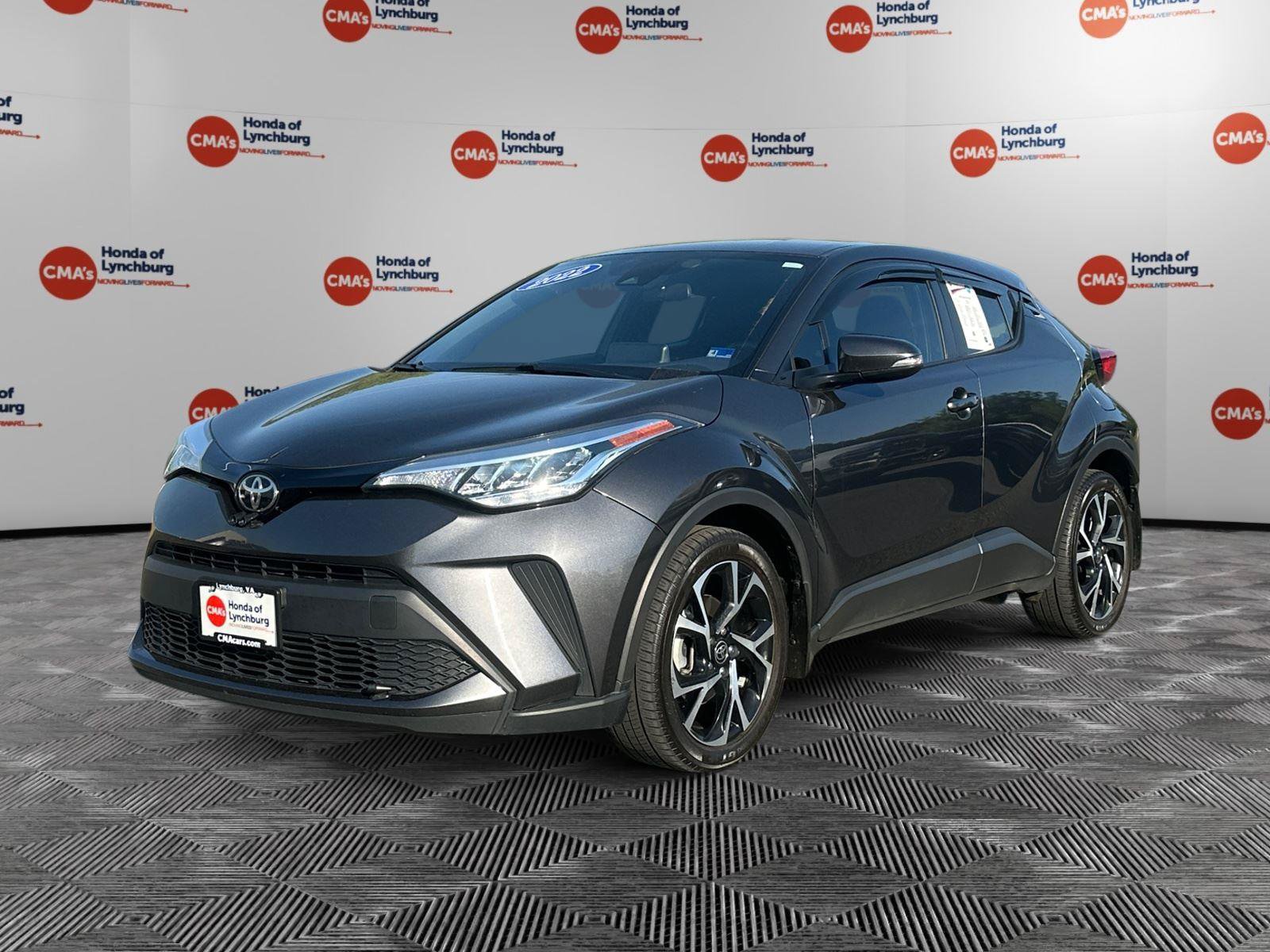 Used 2022 Toyota C-HR XLE FWD image 1