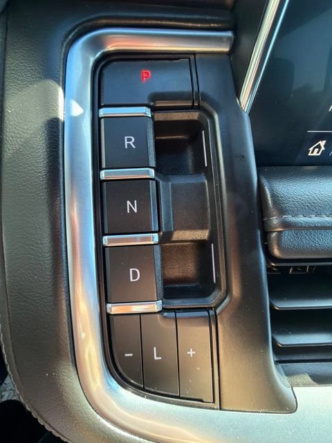 Used 2021 Chevrolet Tahoe Z71 w/ Luxury Package AWD/4WD image 12