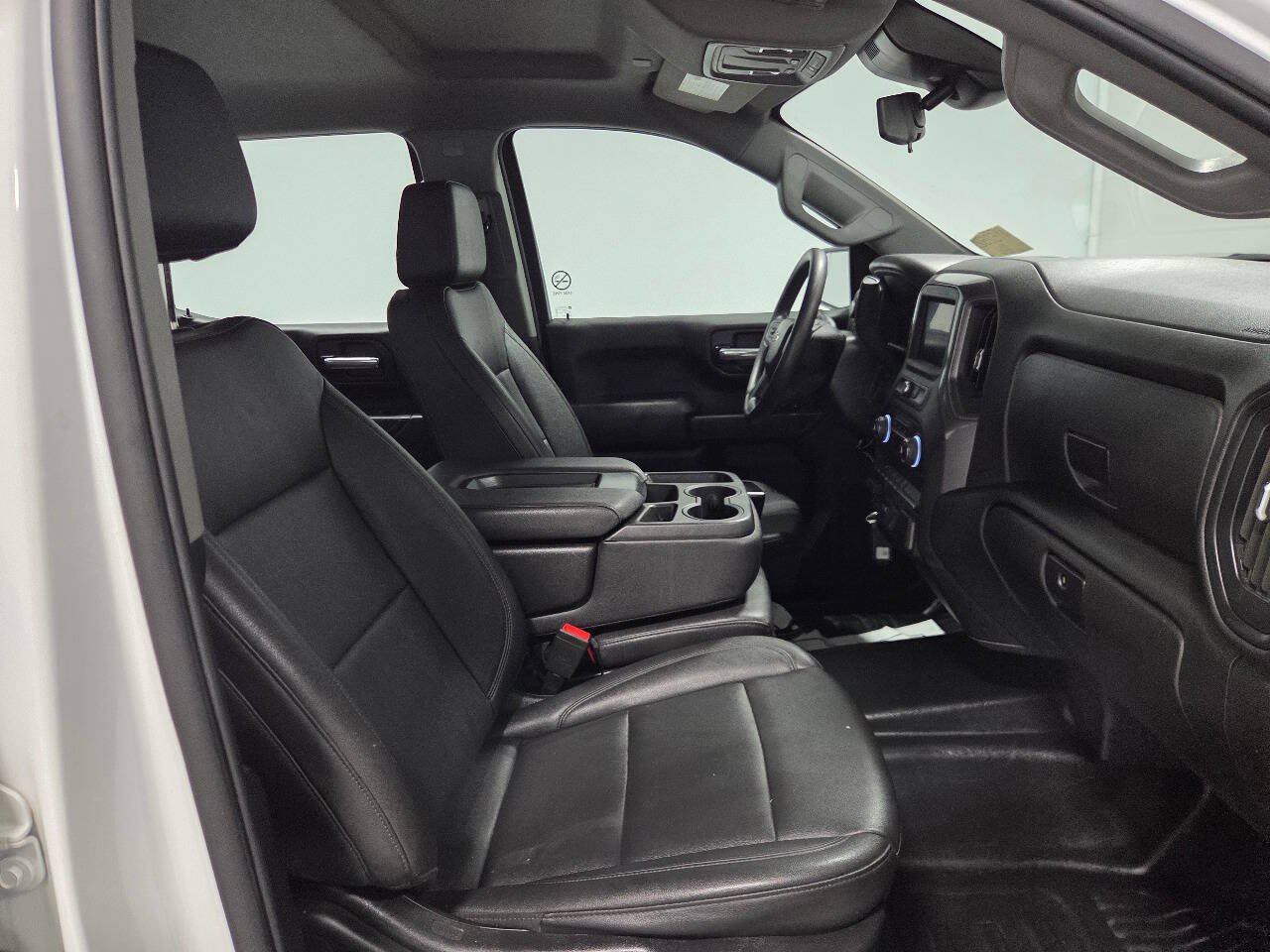 Used 2023 Chevrolet Silverado 1500 W/T w/ Trailering Package AWD/4WD image 17
