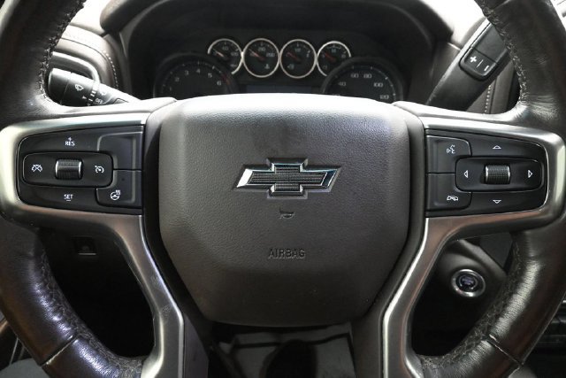 Used 2020 Chevrolet Silverado 1500 LT Trail Boss AWD/4WD image 38
