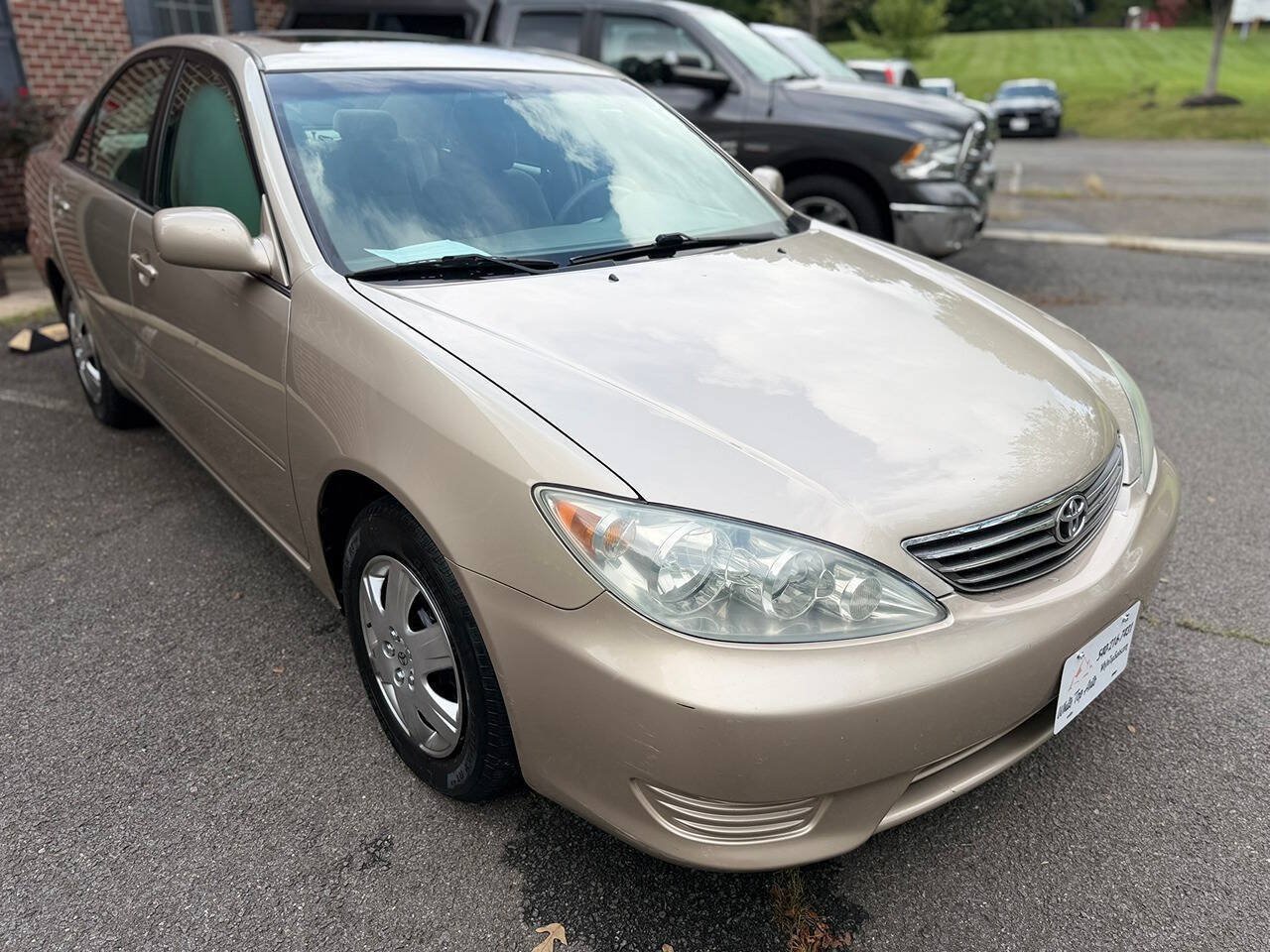 Used 2006 Toyota Camry LE FWD image 7