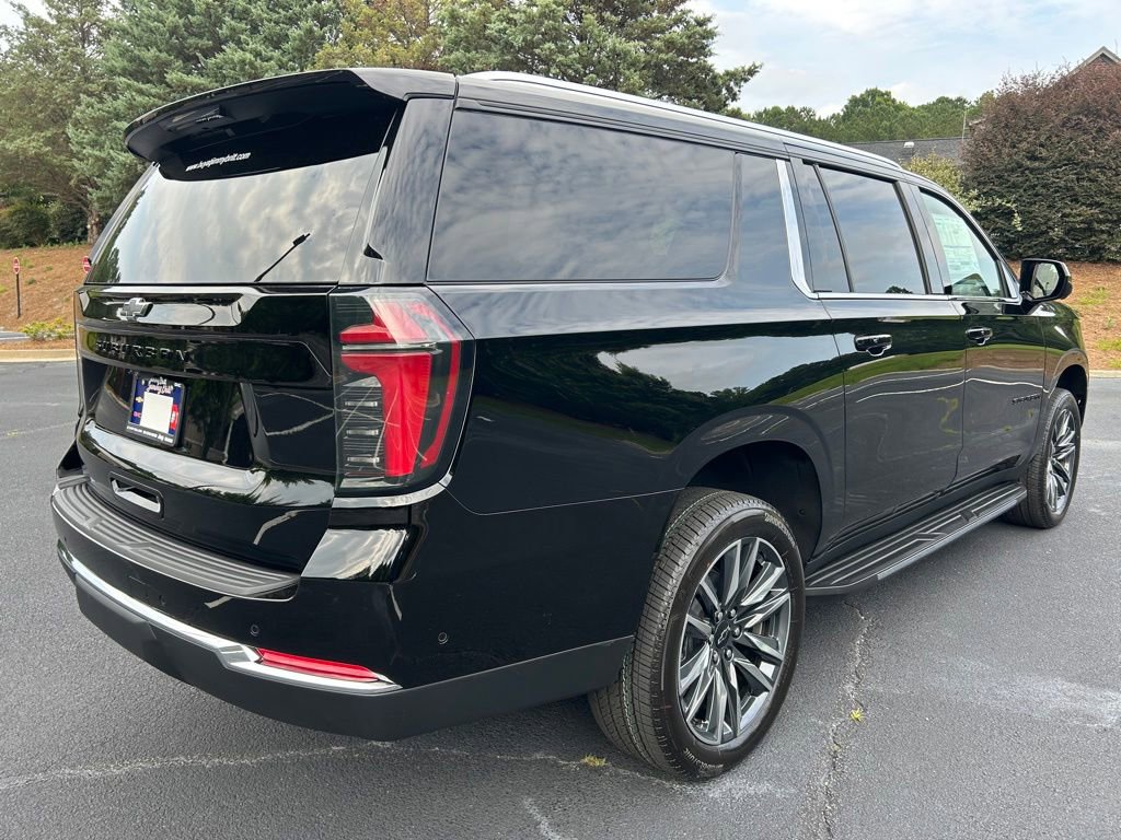 New 2026 Chevrolet Suburban LS w/ LS Custom Edition RWD image 18