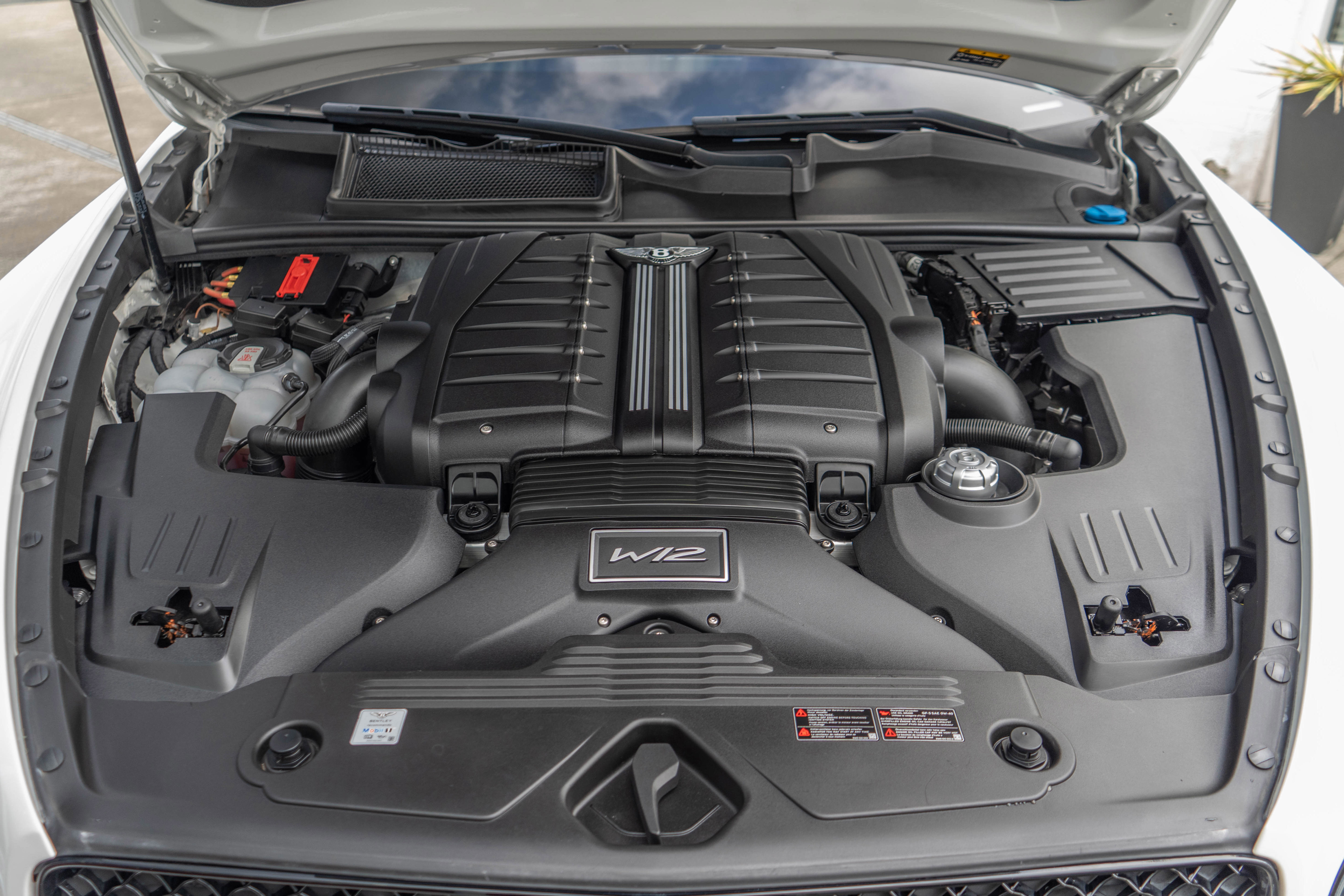 Used 2021 Bentley Bentayga Speed image 39