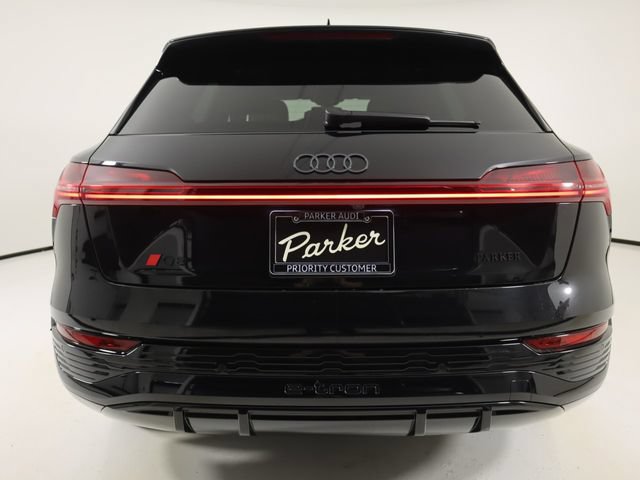 Used 2024 Audi Q8 e-tron Prestige w/ Prestige Package AWD/4WD image 4