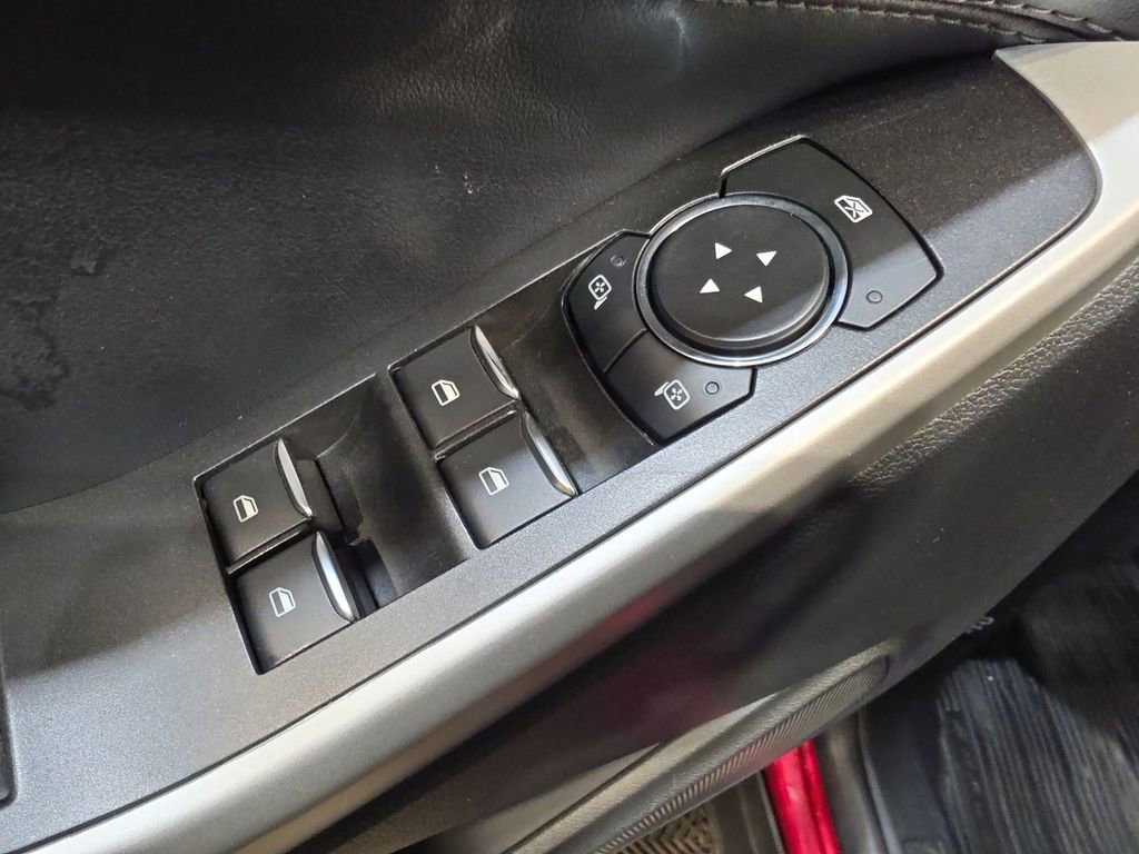 Used 2022 Ford Explorer XLT AWD/4WD image 15