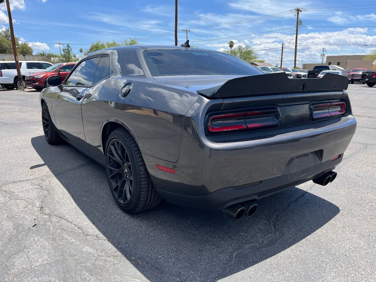 Used 2018 Dodge Challenger R/T Scat Pack w/ Dynamics Package RWD image 5