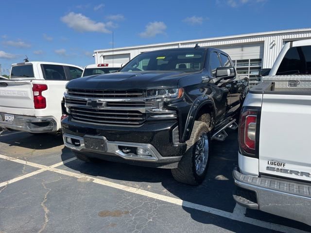 Used 2020 Chevrolet Silverado 1500 High Country w/ Technology Package AWD/4WD image 4