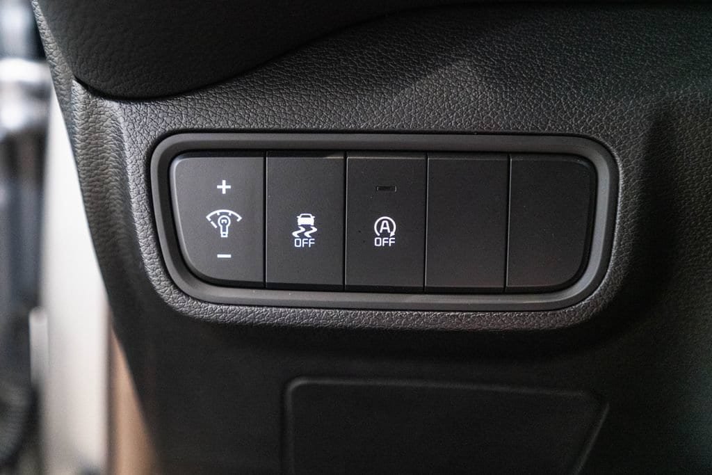 Used 2025 Kia Soul LX FWD image 21