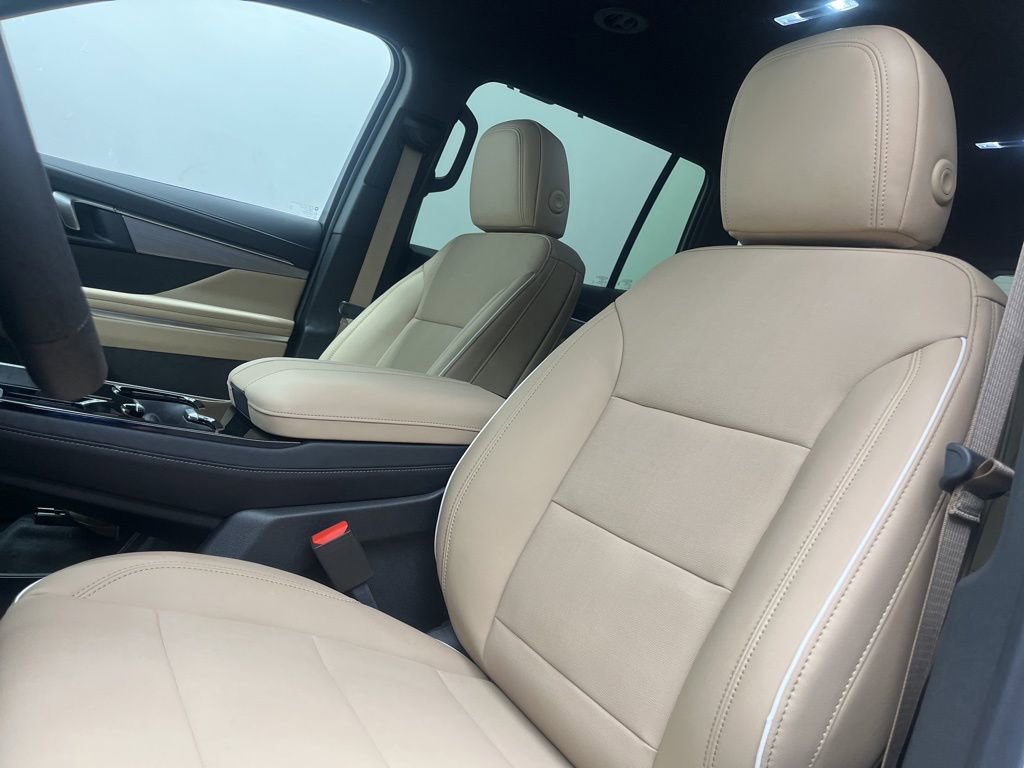 New 2026 Buick Enclave Preferred w/ Power Package image 9