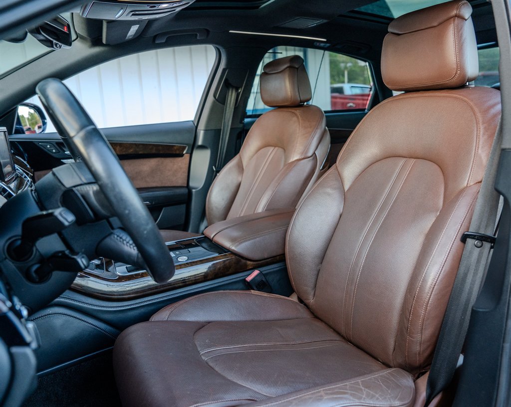 Used 2015 Audi A8 L 3.0T w/ Premium Package image 27