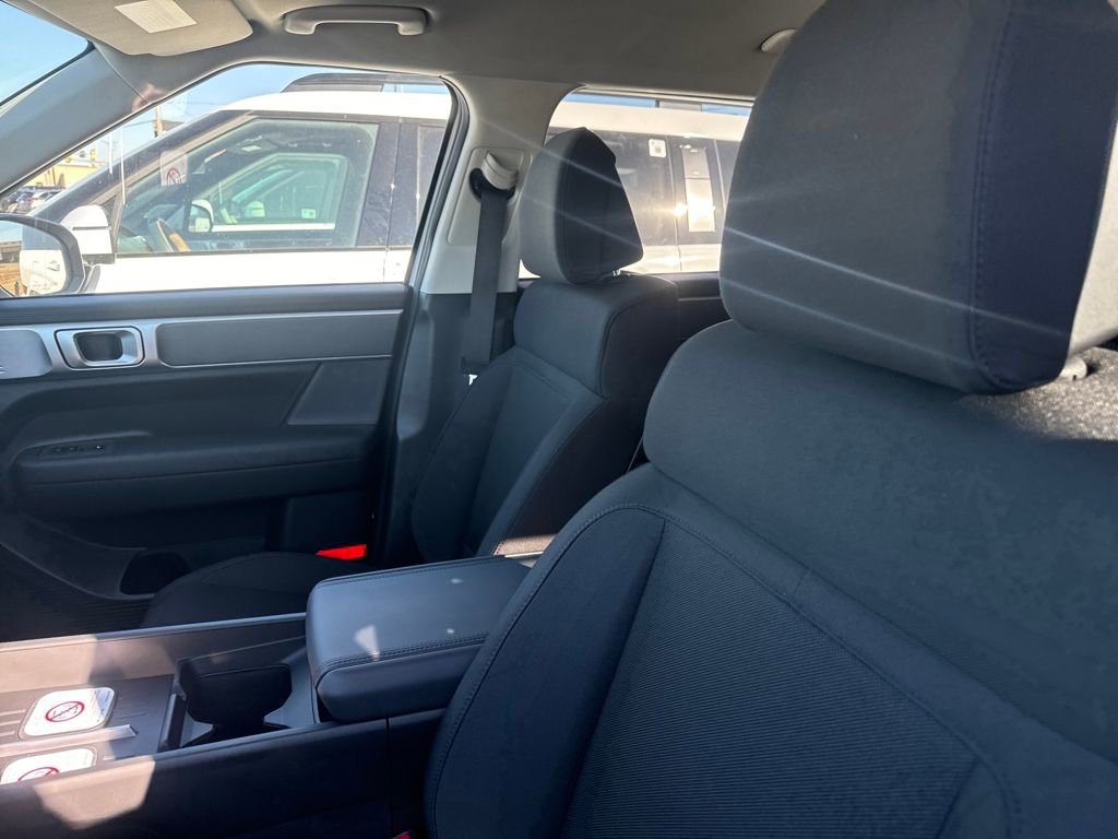 New 2026 Hyundai Santa Fe SE image 15