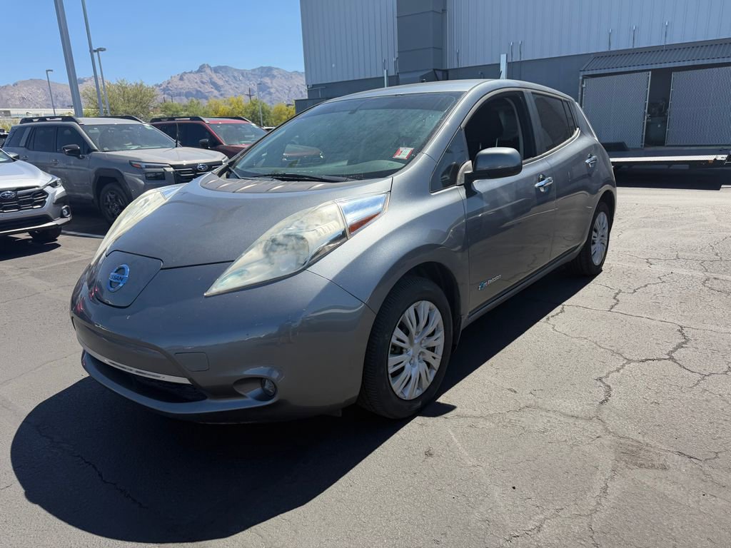 Used 2016 Nissan Leaf S FWD image 3