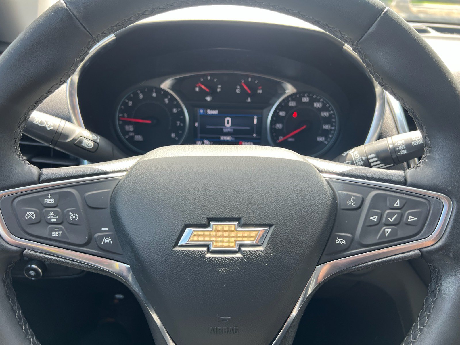 Used 2024 Chevrolet Equinox LT w/ Driver Convenience Package AWD/4WD image 19
