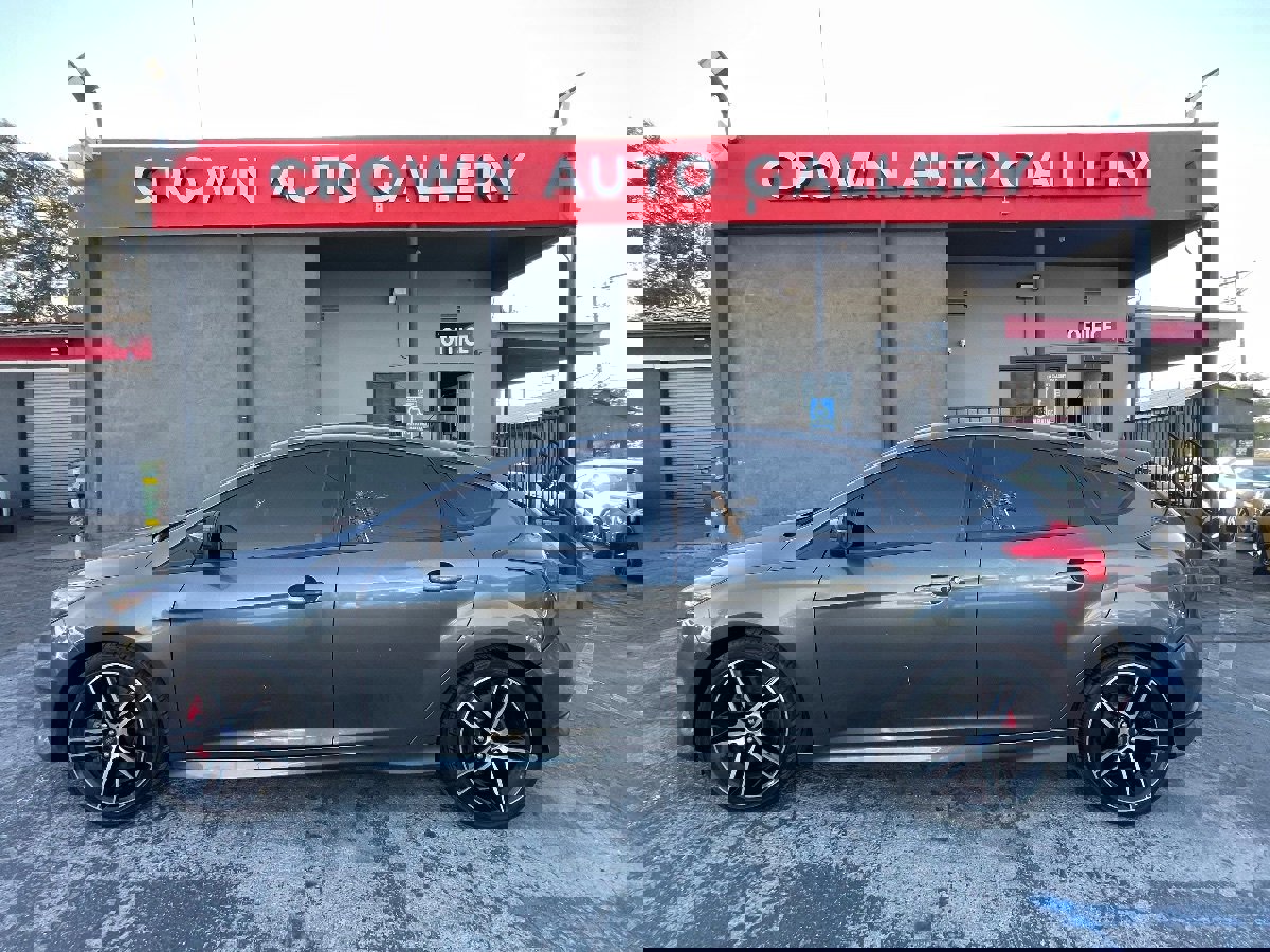 Used 2015 Ford Focus ST image 6