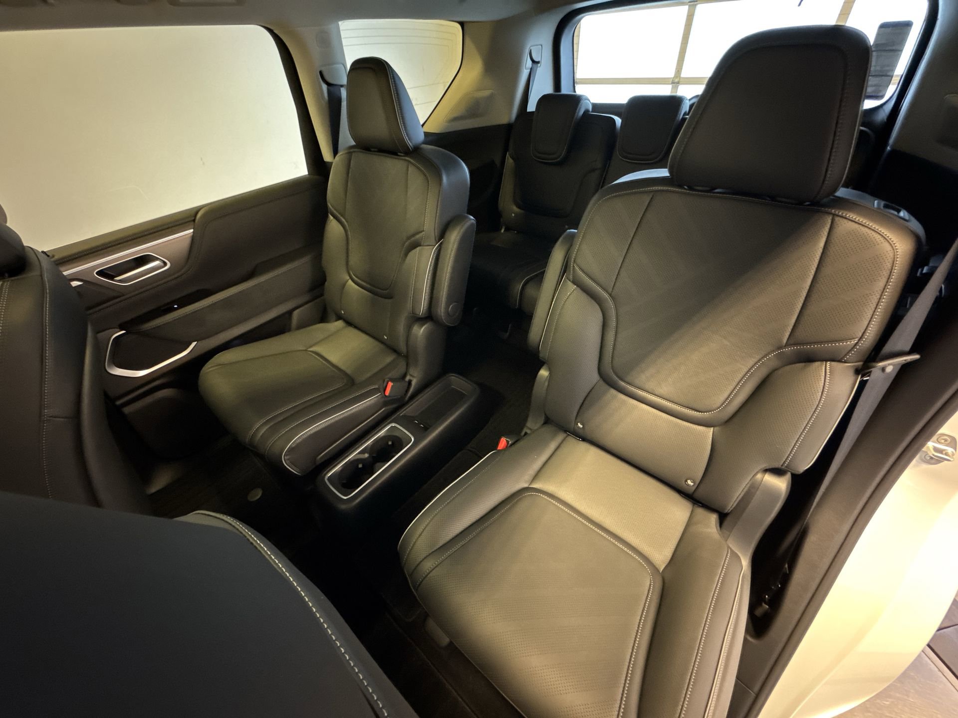 New 2026 INFINITI QX80 Luxe w/ Cargo Package AWD/4WD image 23