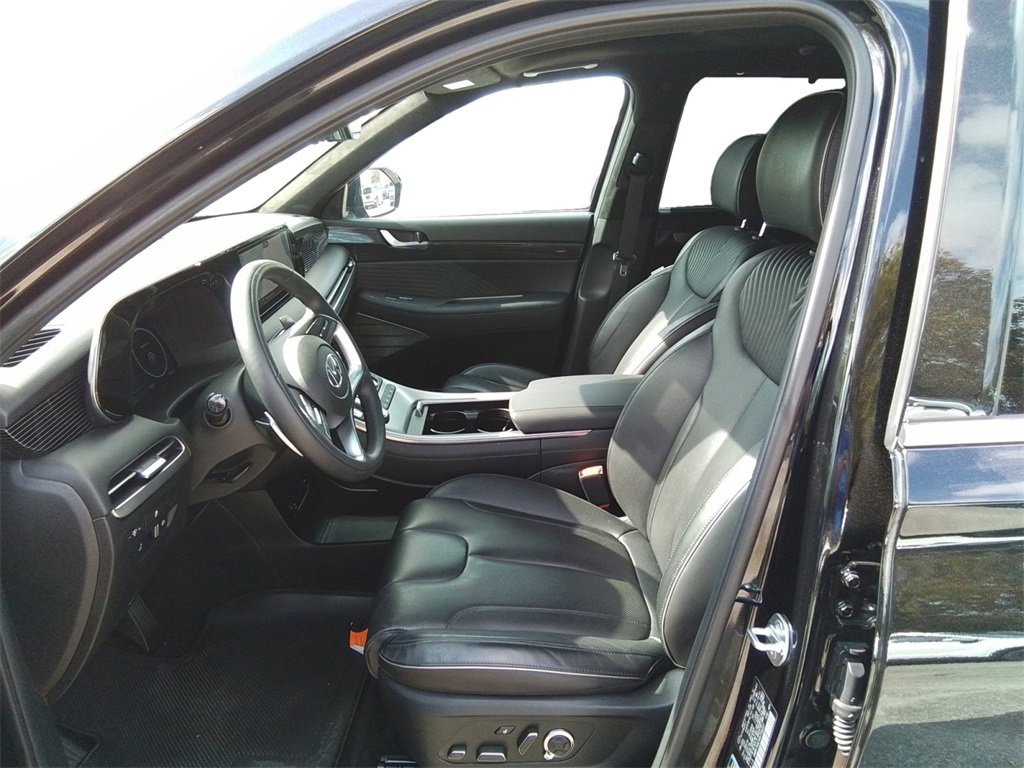 Certified 2024 Hyundai Palisade Calligraphy image 9