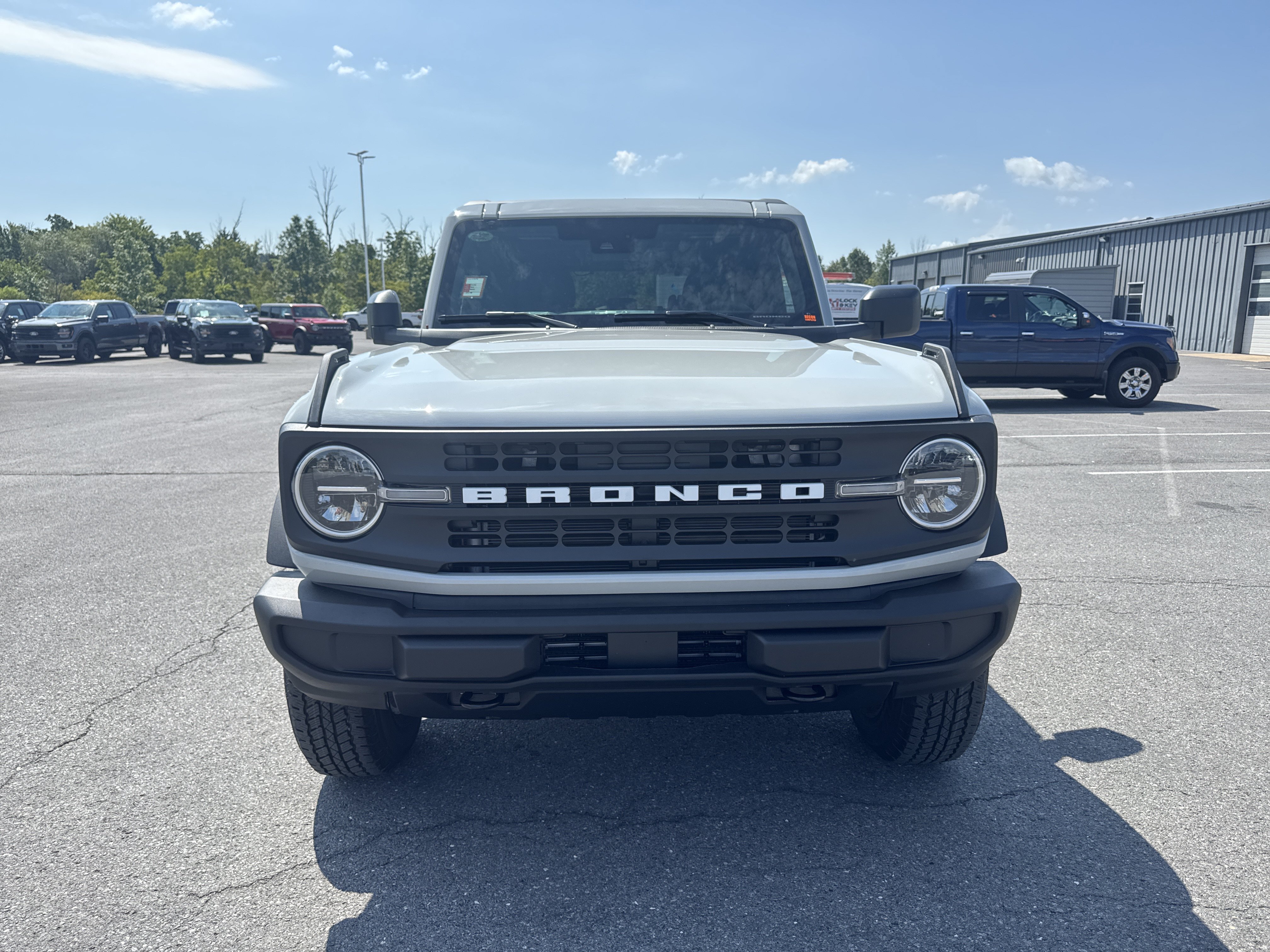 New 2026 Ford Bronco Big Bend AWD/4WD image 9