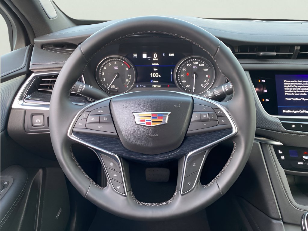 Certified 2026 Cadillac XT5 Premium Luxury w/ Driver Assist Package AWD/4WD image 18