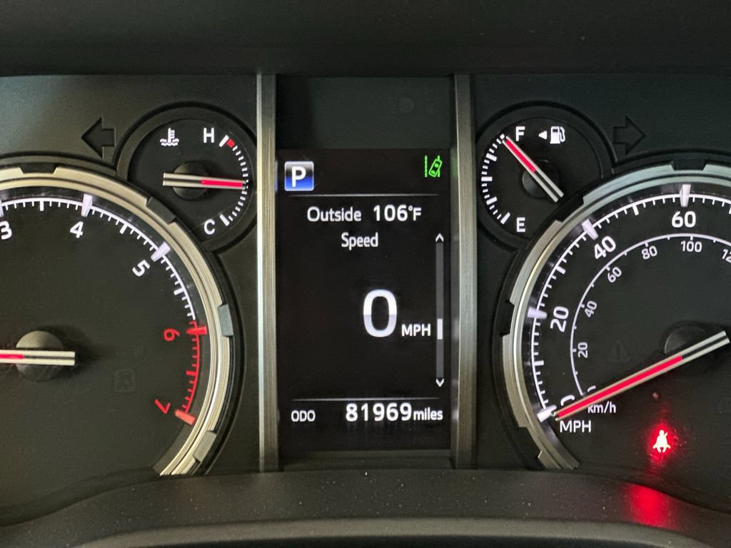Used 2022 Toyota 4Runner TRD Off-Road Premium AWD/4WD image 27