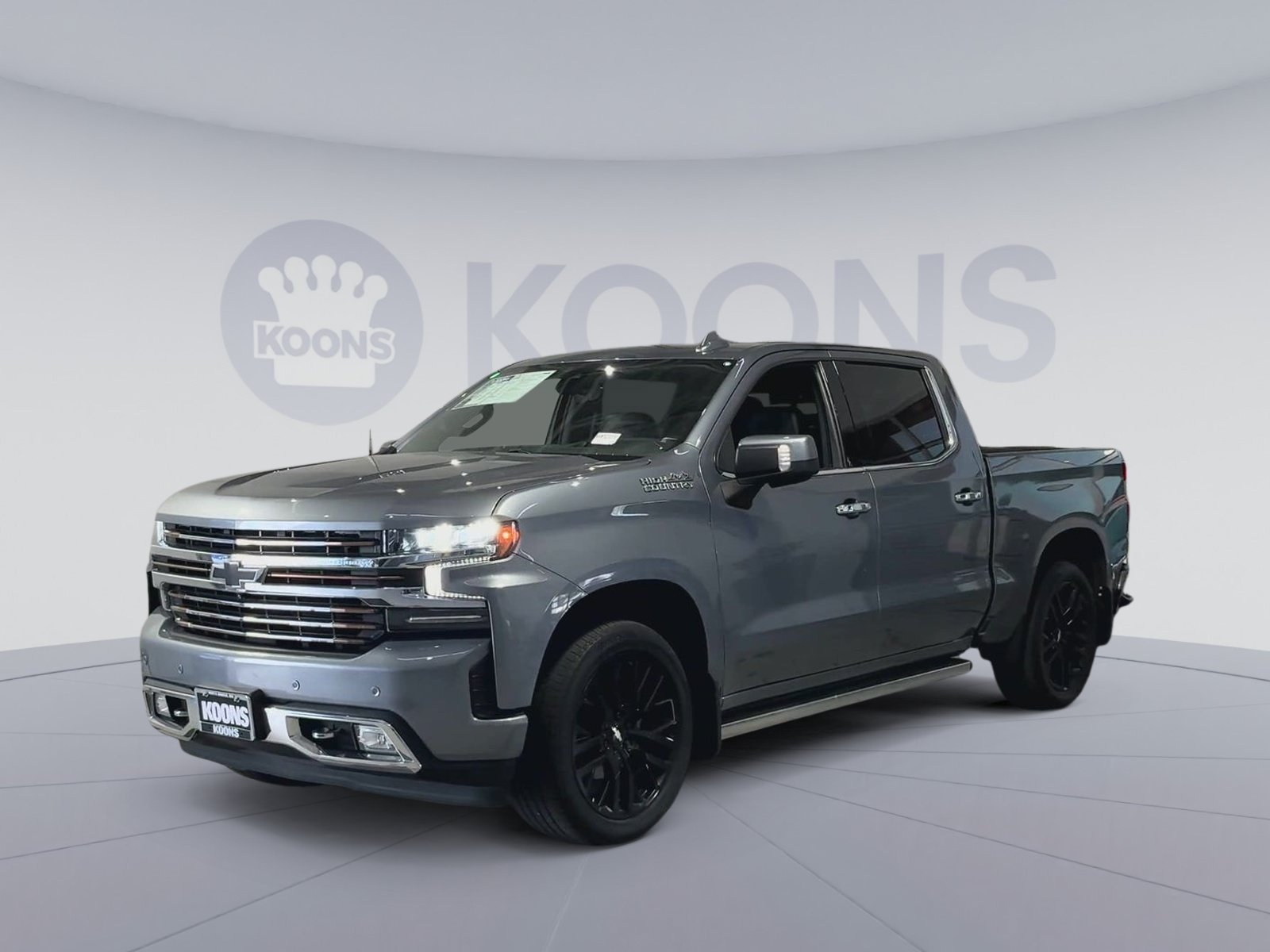 Used 2020 Chevrolet Silverado 1500 High Country w/ Technology Package AWD/4WD image 5