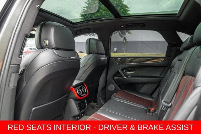 Used 2020 Bentley Bentayga AWD/4WD image 48