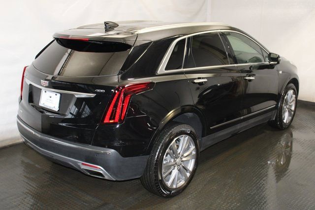 Used 2025 Cadillac XT5 Premium Luxury image 4