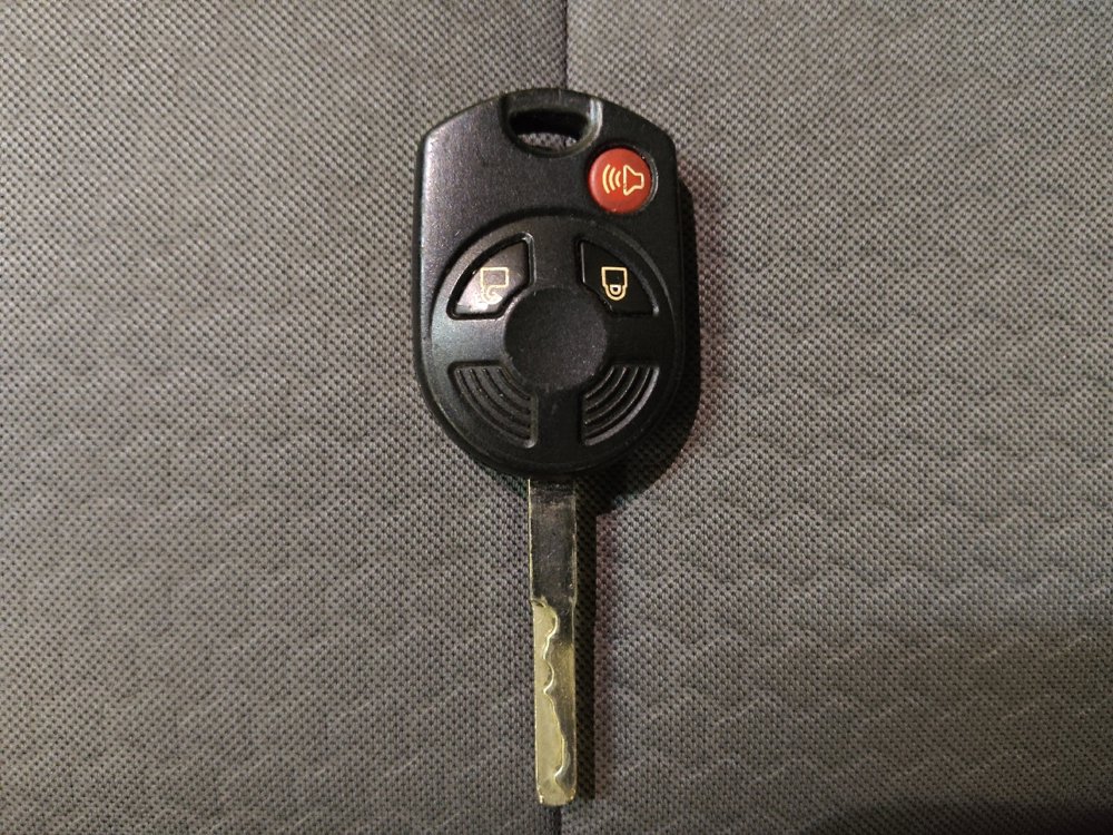 Used 2018 Ford Escape SE image 32