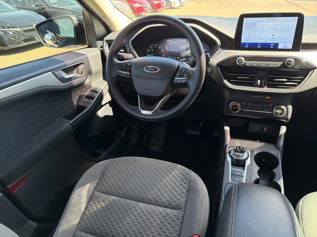 Used 2020 Ford Escape SE image 21