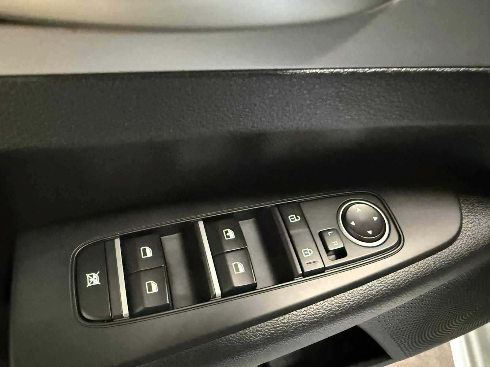 Used 2024 Kia Forte LXS w/ LXS Technology Package FWD image 22