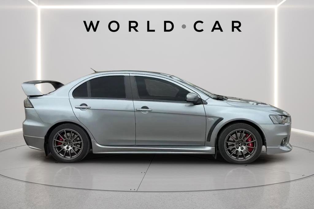 Used 2015 Mitsubishi Lancer Evolution Final Edition image 8