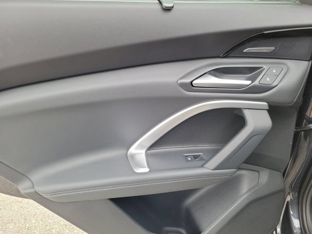 Certified 2025 Audi Q5 Premium Plus w/ Premium Plus AWD/4WD image 12
