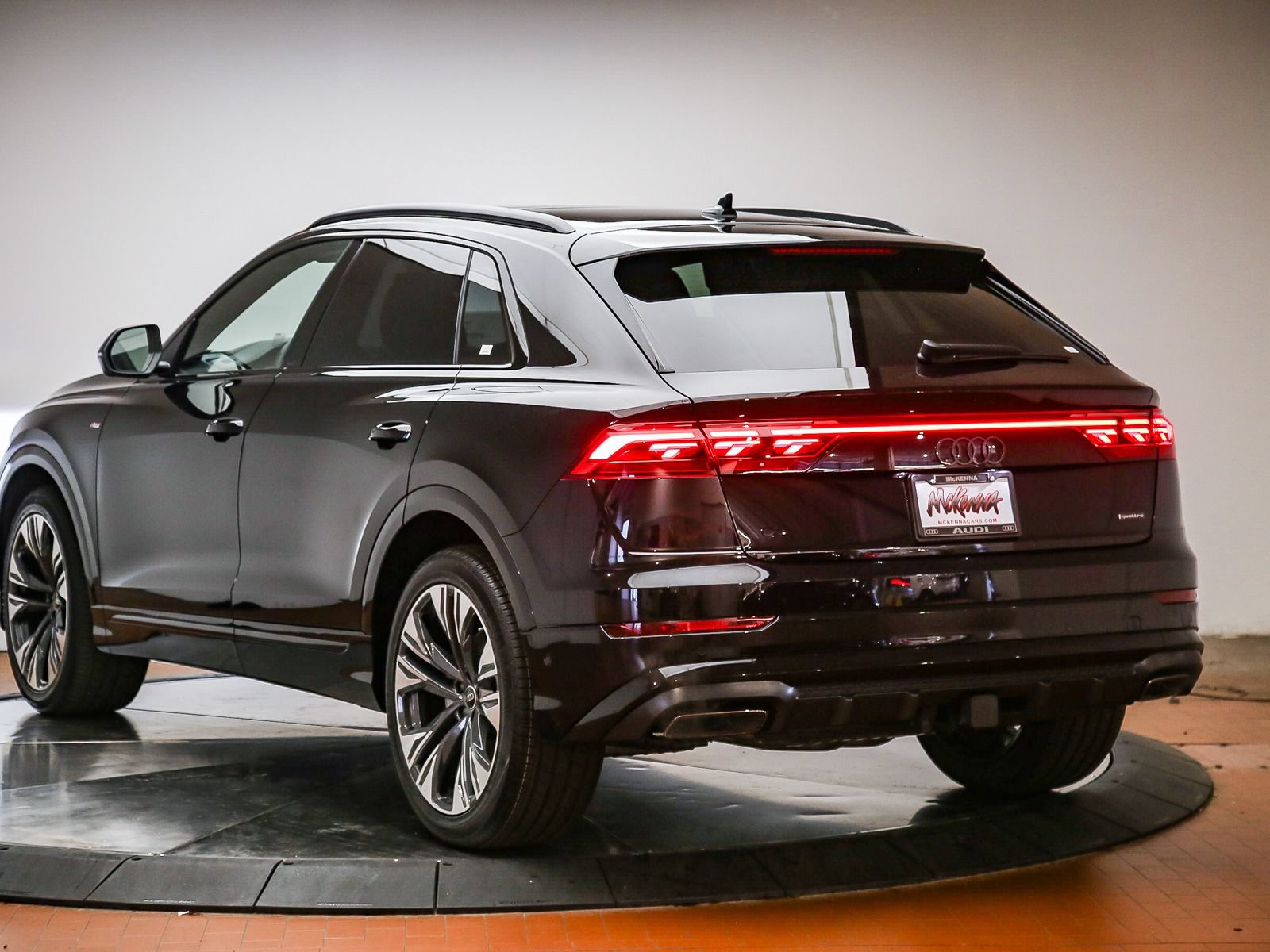 New 2026 Audi Q8 Prestige AWD/4WD image 2