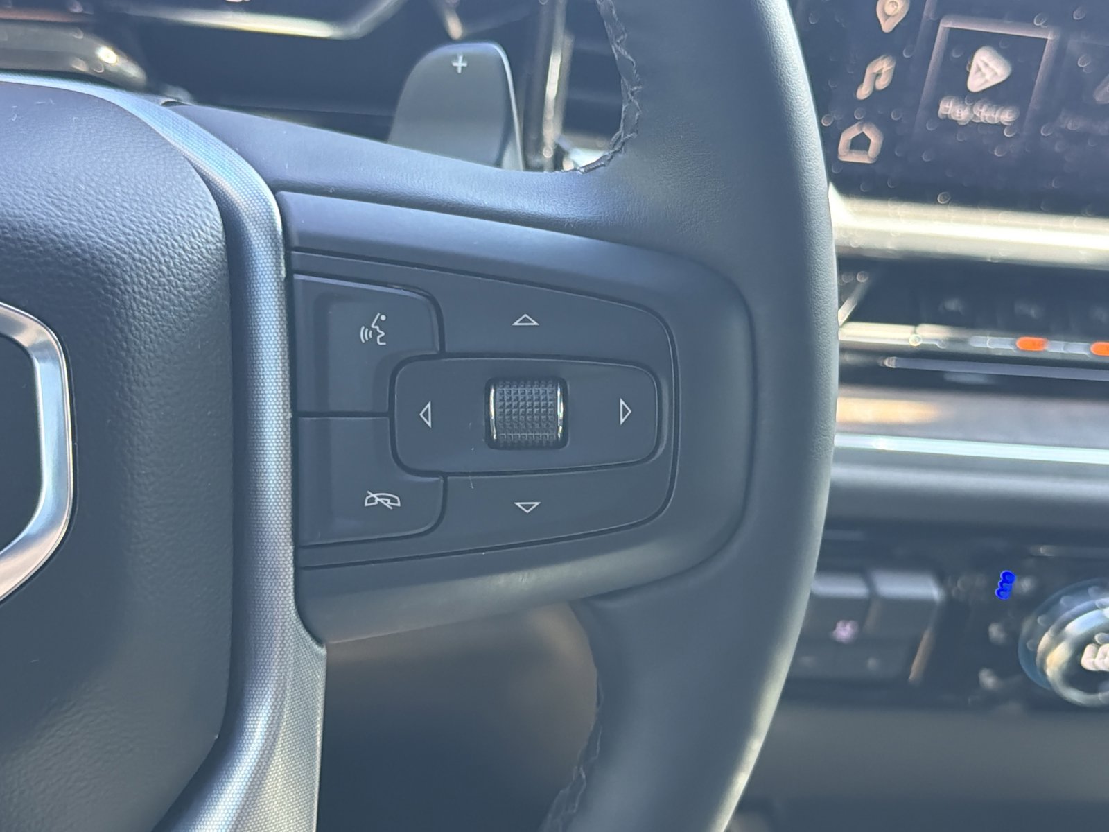 Used 2026 GMC Sierra 1500 SLT RWD image 19