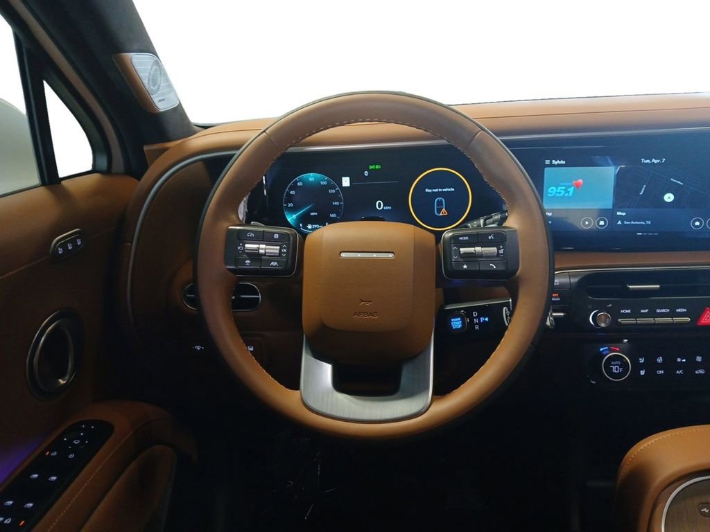 Used 2026 Hyundai Palisade Calligraphy image 12