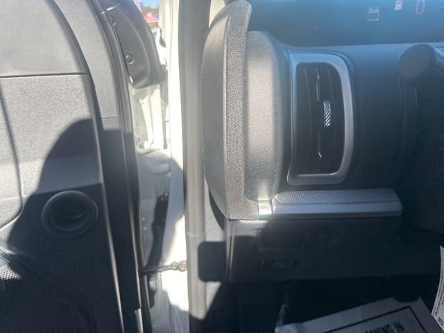 New 2025 Ford Expedition Active image 18