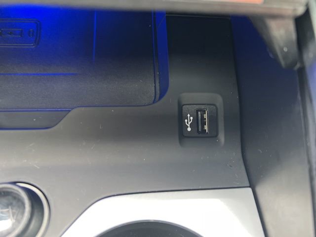 Used 2025 BMW X7 M60i image 15