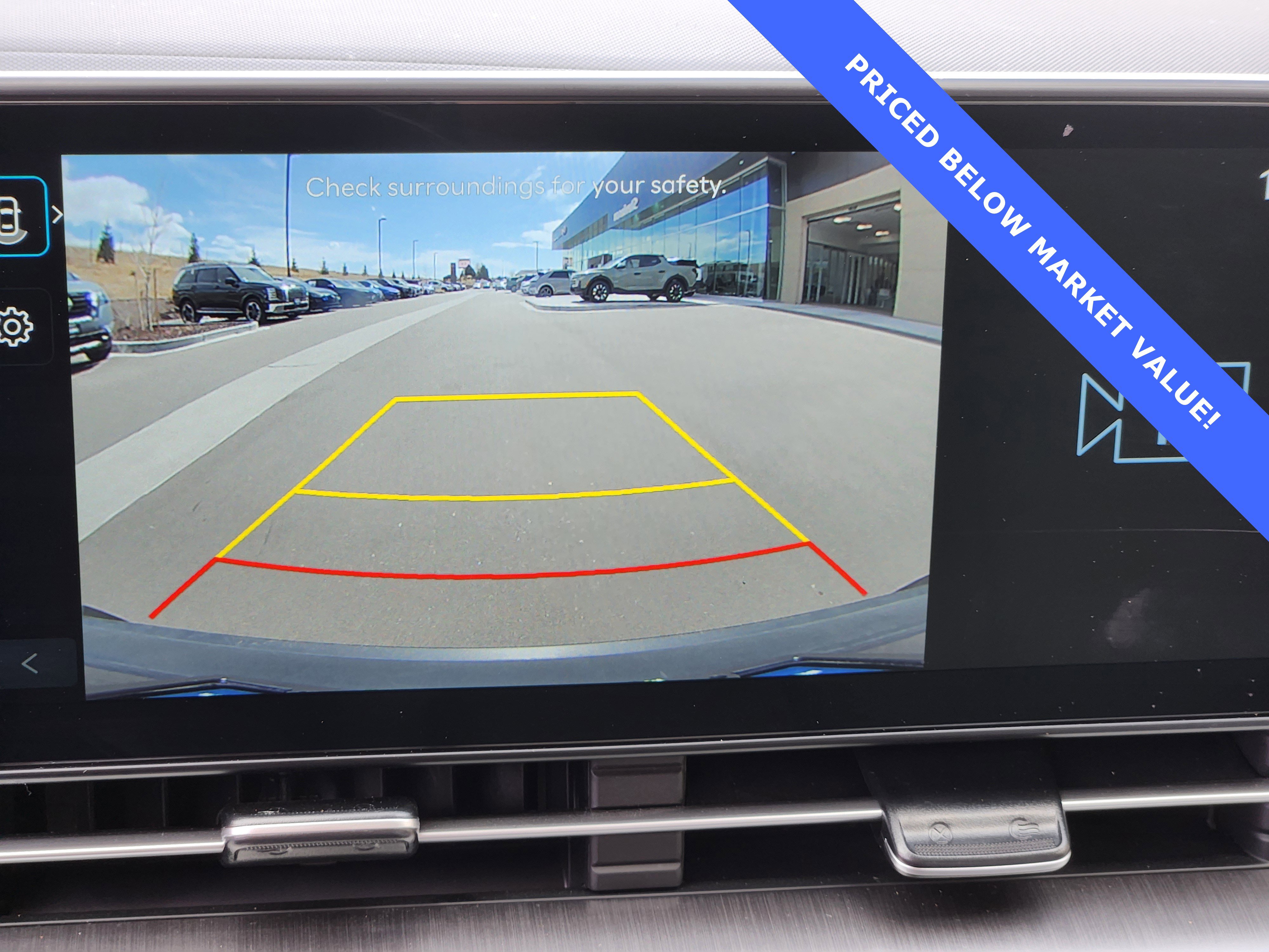 Certified 2025 Hyundai Kona SEL image 32