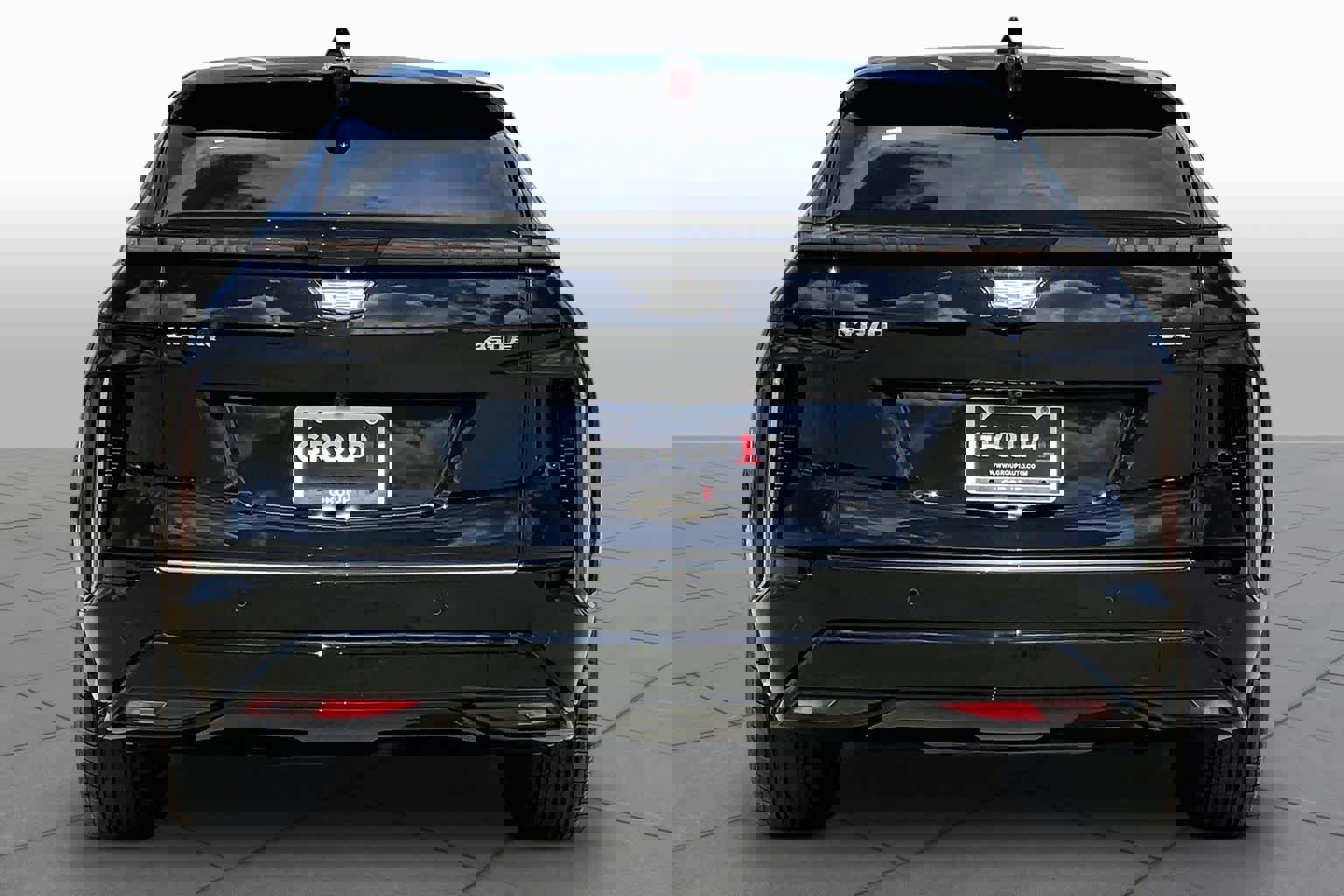 Used 2025 Cadillac Lyriq Luxury RWD image 4