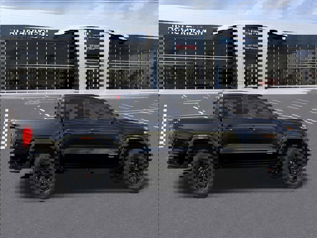 New 2026 GMC Canyon Elevation image 5