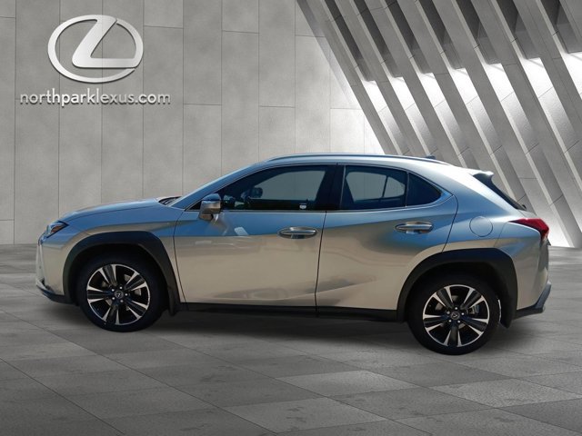 Certified 2022 Lexus UX 200 w/ Accessory Package (Z2) image 1