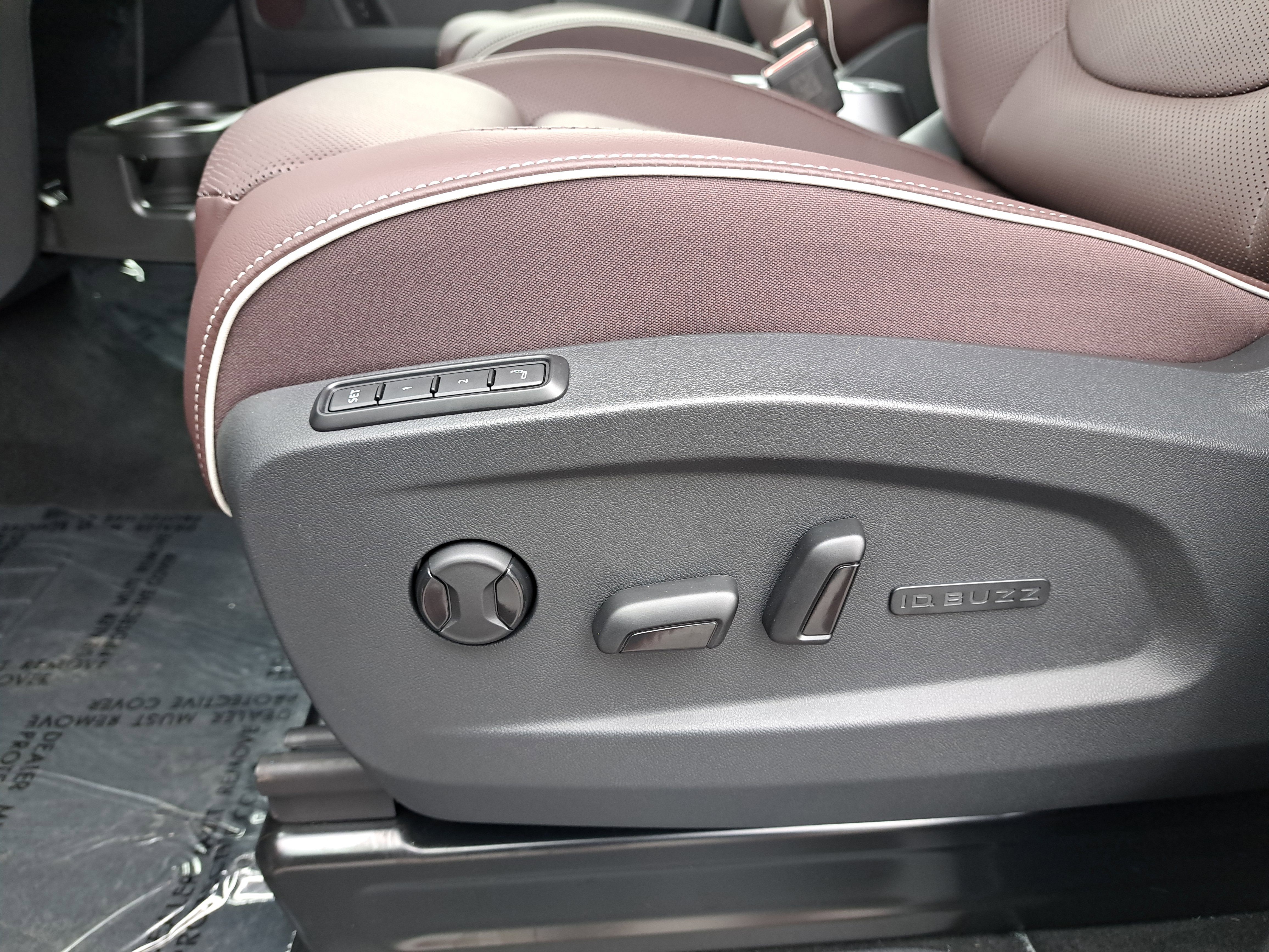 New 2025 Volkswagen ID. Buzz Pro S image 34