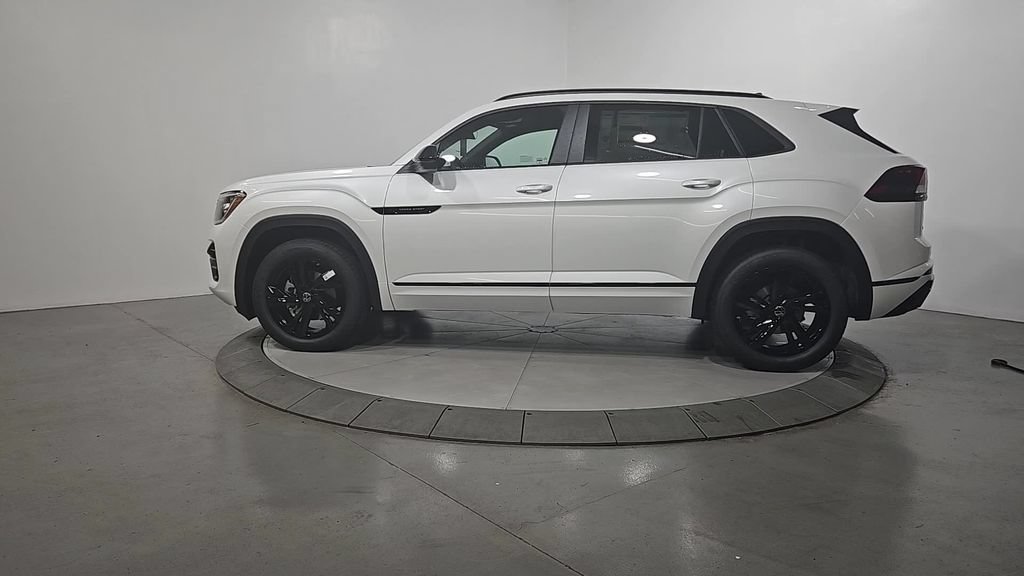 New 2026 Volkswagen Atlas Cross Sport SEL R-Line AWD/4WD video 2