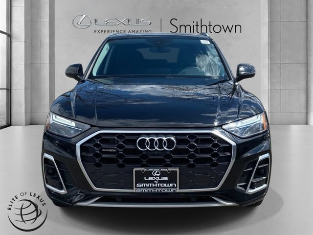Used 2021 Audi Q5 e Premium Plus w/ Premium Plus Package image 2