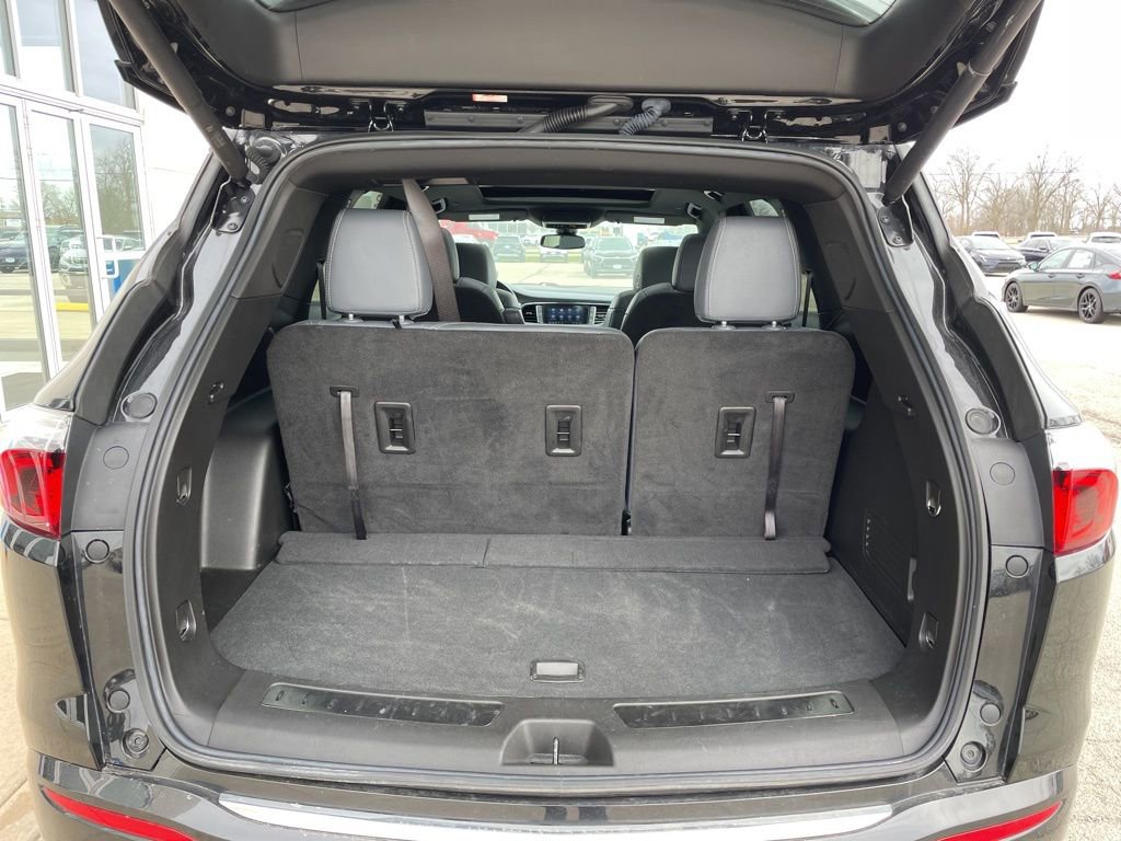 Used 2023 Buick Enclave Essence w/ Experience Buick Package image 16