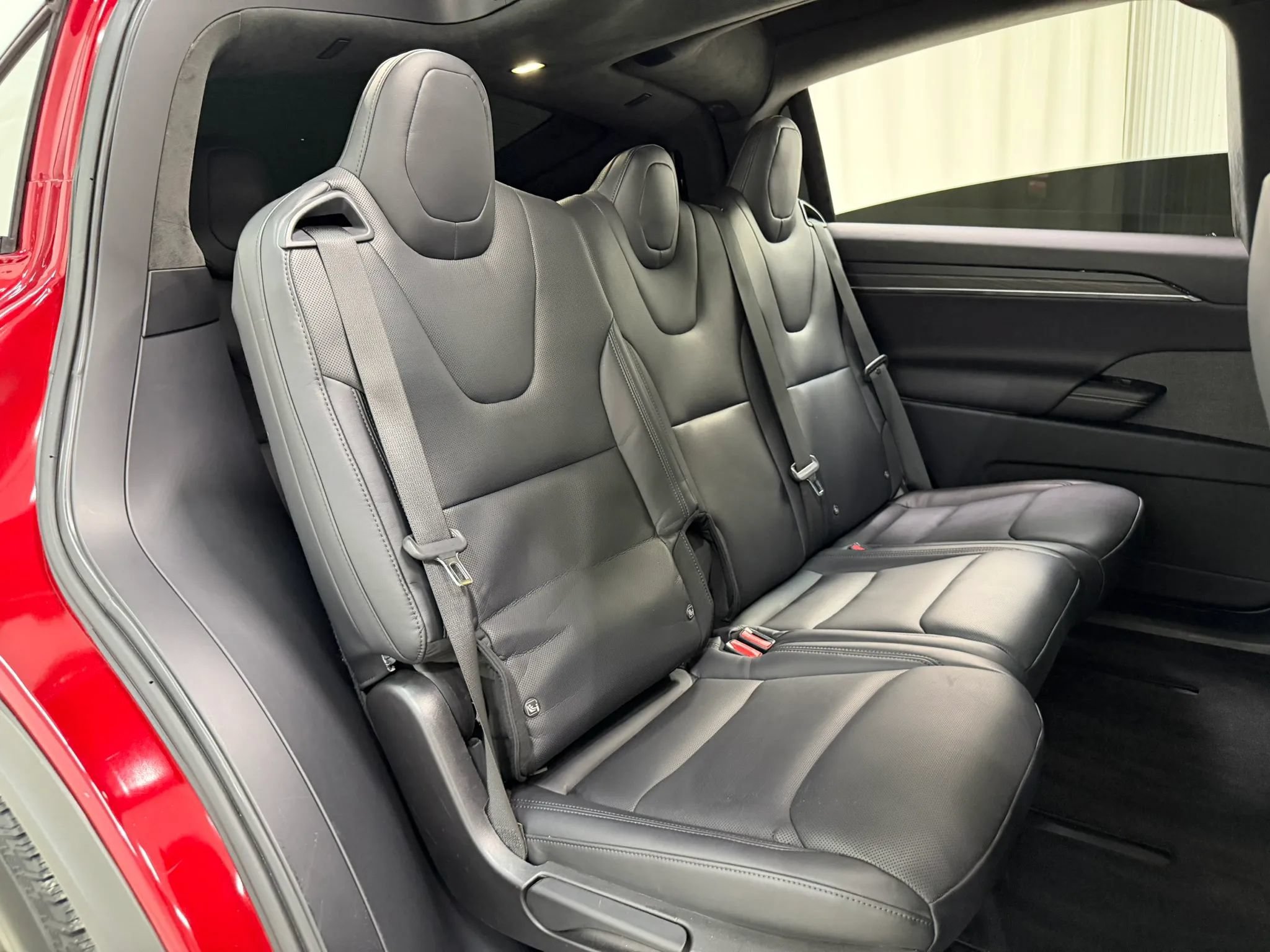 Used 2023 Tesla Model X AWD/4WD image 23
