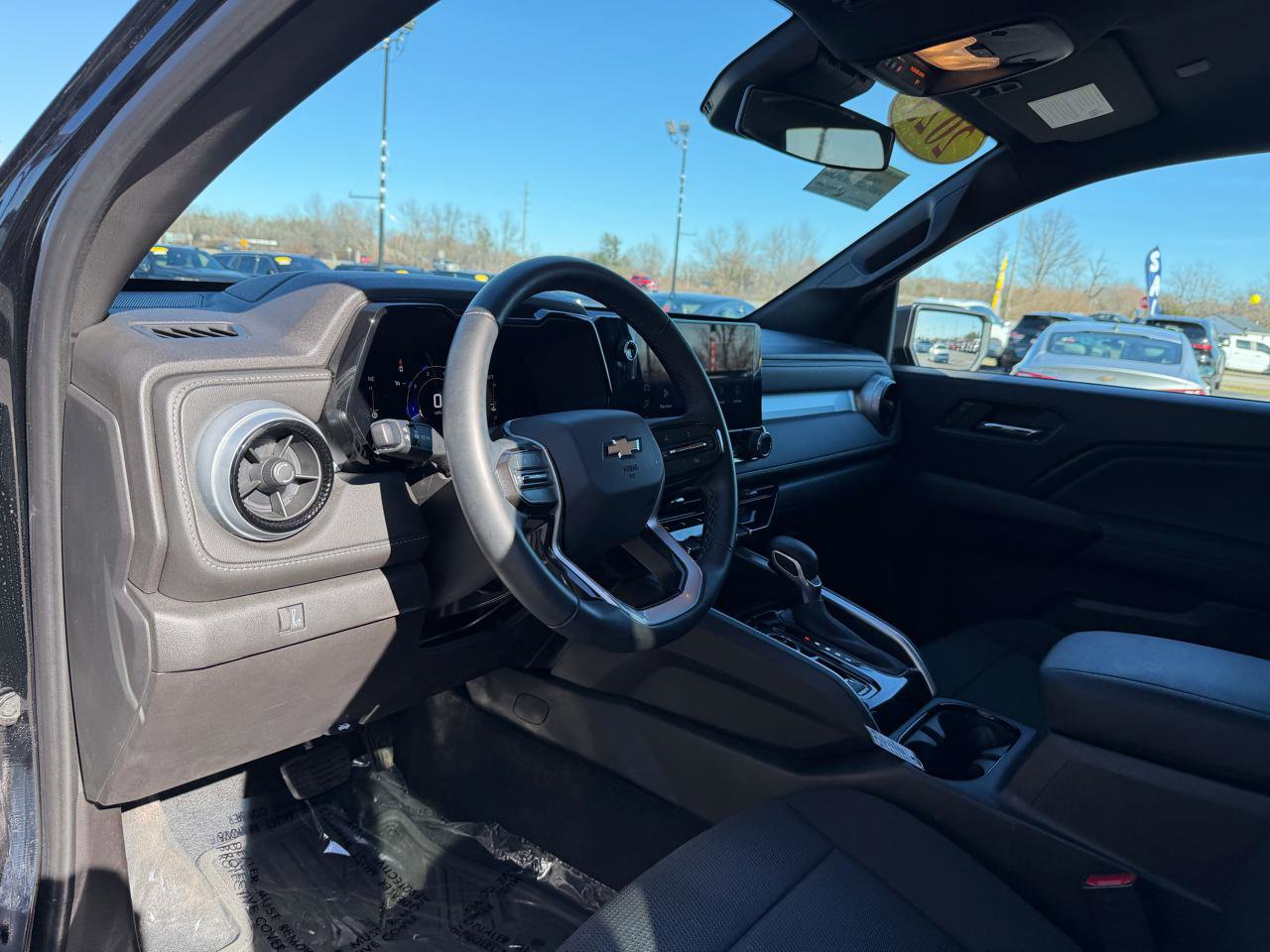 Used 2023 Chevrolet Colorado LT w/ LT Convenience Package image 13