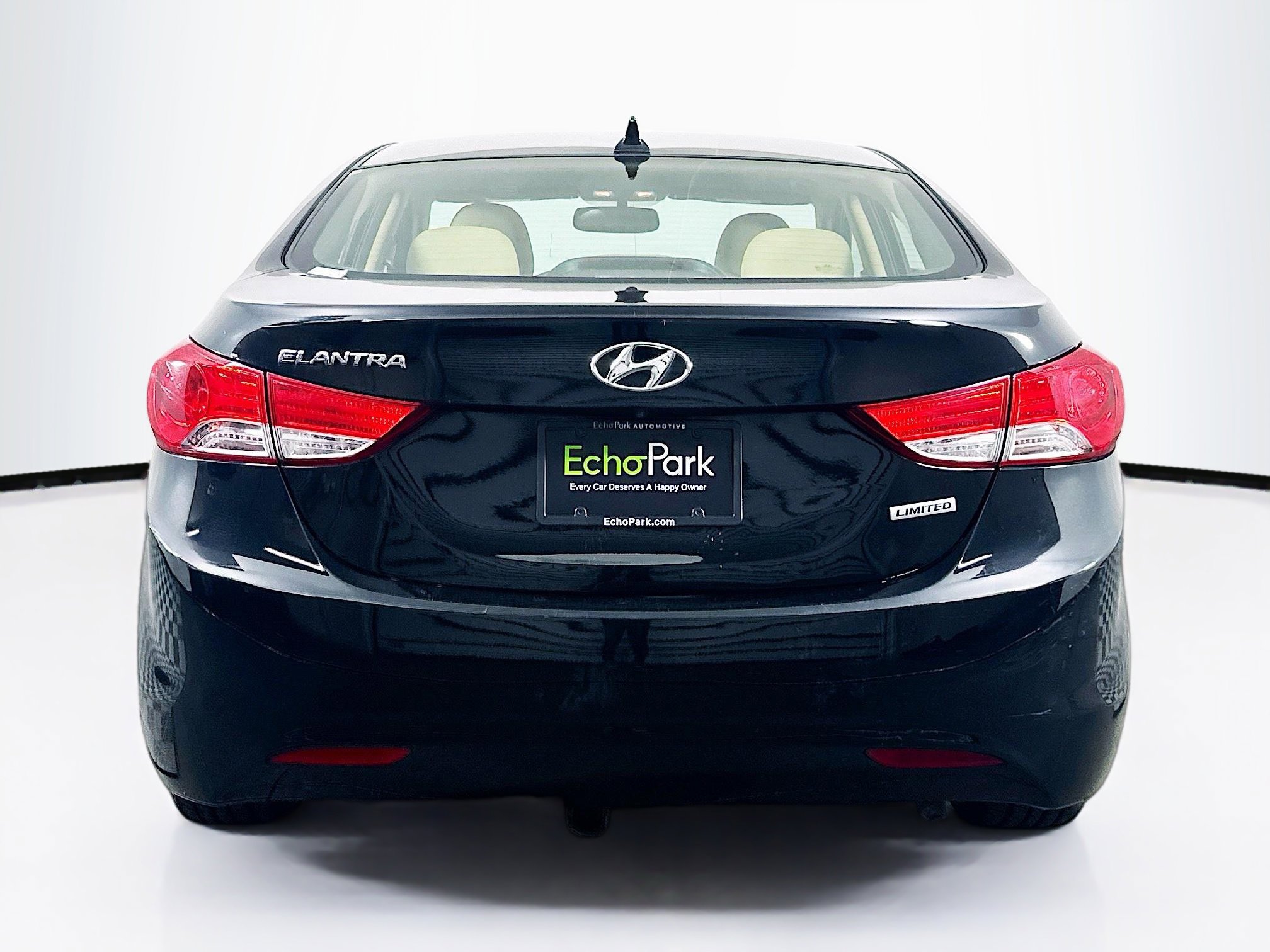 Used 2012 Hyundai Elantra Limited w/ Technology Pkg 5 FWD image 7
