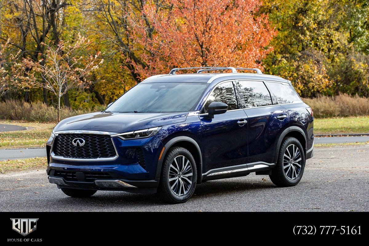Used 2022 INFINITI QX60 Sensory w/ Cargo Package