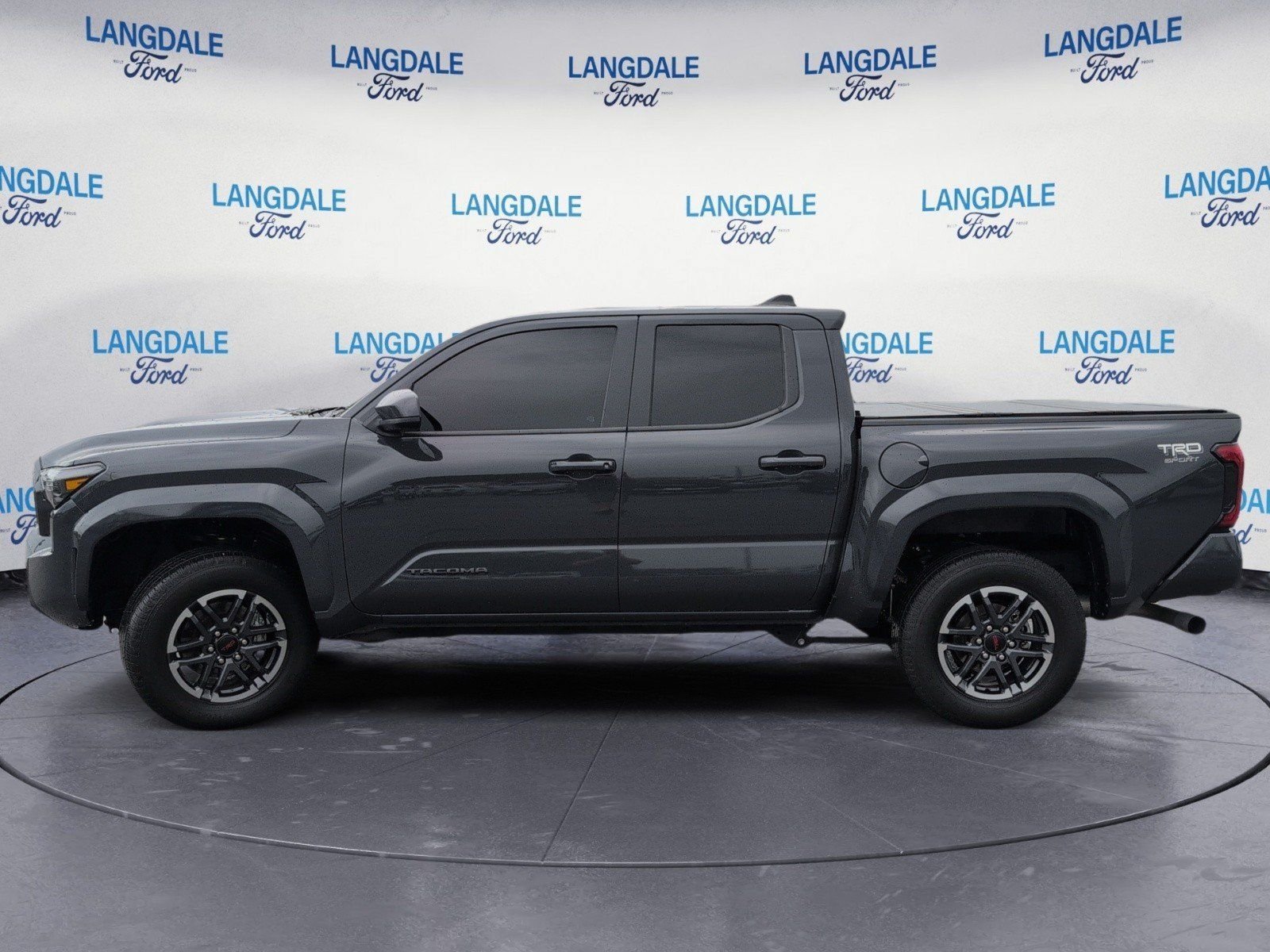 Used 2024 Toyota Tacoma TRD Sport RWD image 10